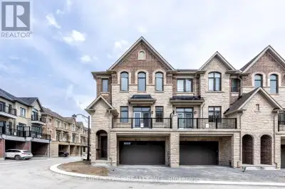 1 ABBEY HILL LANE Markham (Angus Glen), Ontario