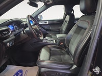 Sunroof, Heated Seats, Navigation, Power Trunk, Reverse Sense System! Check out our great inventory... (image 8)