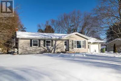 Welcome to 9 Eliot Drive, a well maintained three-bedroom bungalow situated on a mature corner lot i...