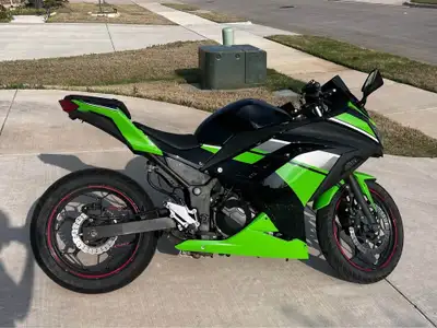 Welcome to Ride Collective - AB APPLY NOW: https://www.ridecollective.ca/get-pre-approved 2014 Kawas...