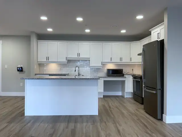 1Bed/1Bath, Uptown Near Shopping/Restaurants, 209-60 Lian St. in Long Term Rentals in Fredericton - Image 3