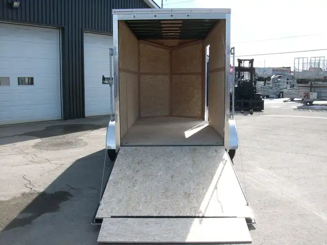 2025 Weberlane CARGO 6' X 12' V-NOSE 2 ESSIEUX RAMPE VTT MOTO TR in Cargo & Utility Trailers in Laval / North Shore - Image 9