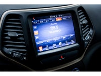 JEEP CHEROKEE NORTH 2015 Traction intégrale 4x4 Sièges chauffants Caméra de recul Système Uconnect D... (image 2)
