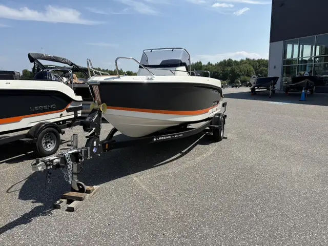 2025 Legend Uttern S53 Centre Console in Powerboats & Motorboats in Sudbury - Image 4