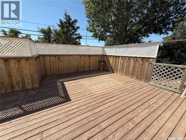 705 1st AVENUE NW Weyburn, Saskatchewan in Houses for Sale in Regina - Image 16