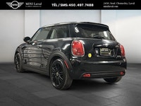 ===== 2023 MINI 3 Portes Cooper SE | Ligne Première | ===== ===== * Ligne Première * Contenu du pack... (image 3)