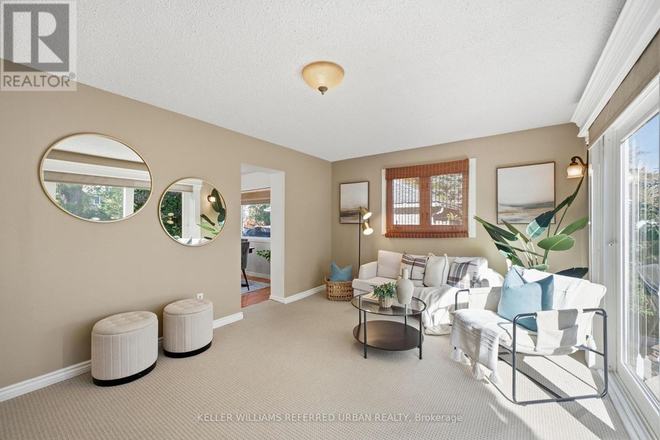 569 Masson Street Oshawa (O'Neill), Ontario, photo 11 of 40