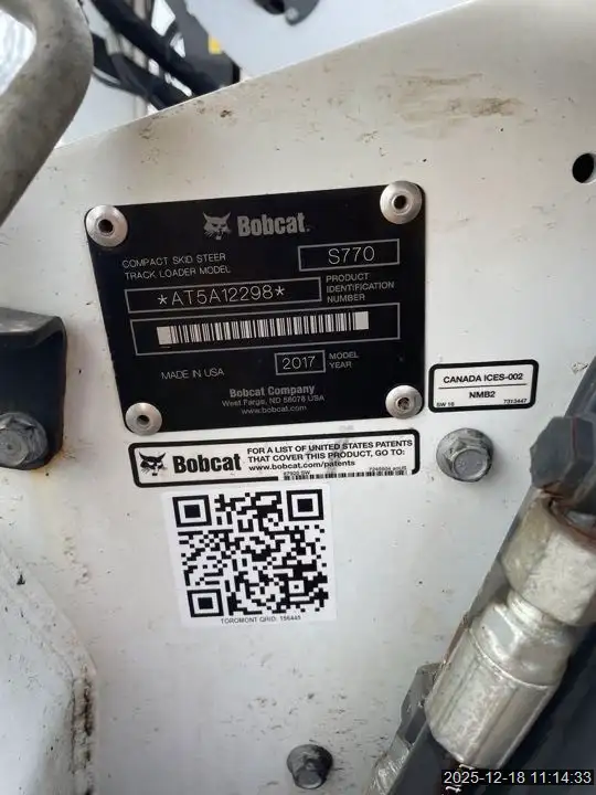 2017 BOBCAT S770 w/ Bucket FOR SALE in Heavy Equipment in Markham / York Region - Image 6