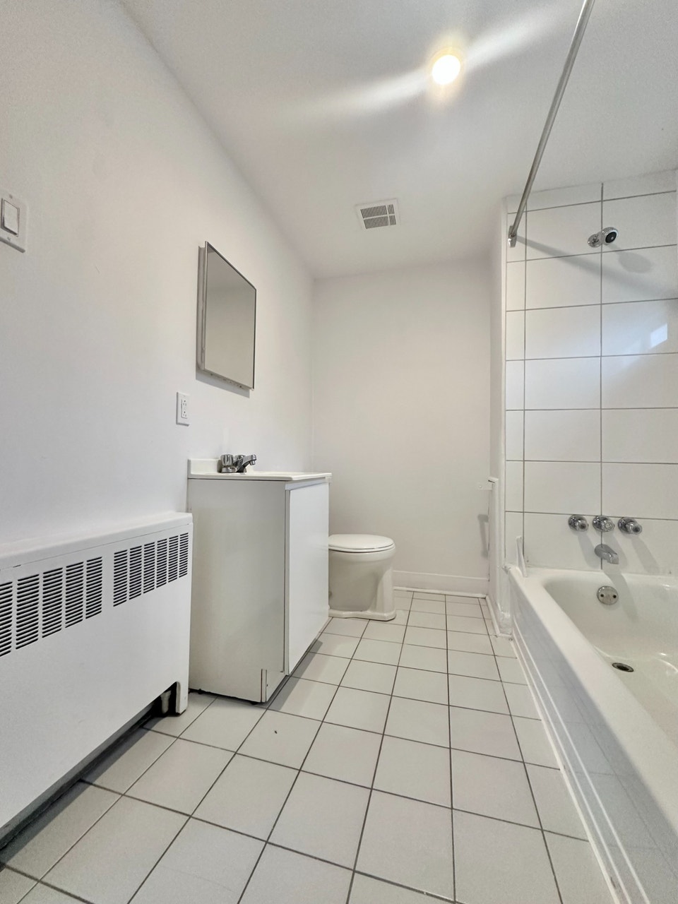 Studios TOUT INCLUS à louer - Montréal-Nord - Électros & WiFi 5