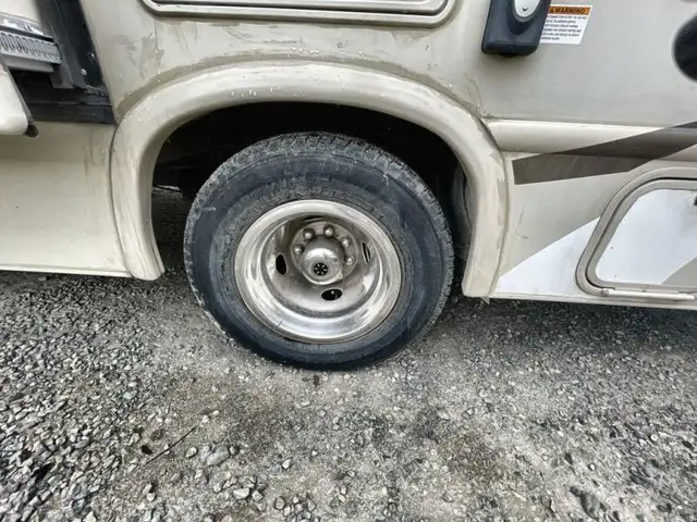 2020 Thor Motor Coach Chateau 28Z in RVs & Motorhomes in Kamloops - Image 28