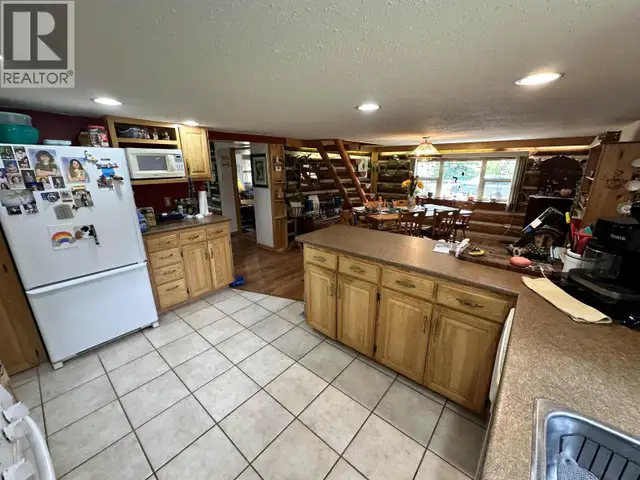 6273 MOOSE POINT DRIVE 70 Mile House, British Columbia in Houses for Sale in Kamloops - Image 23