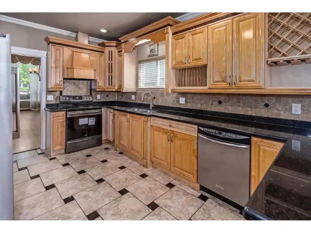 11632 82 AVENUE Delta, British Columbia in Houses for Sale in Richmond - Image 21