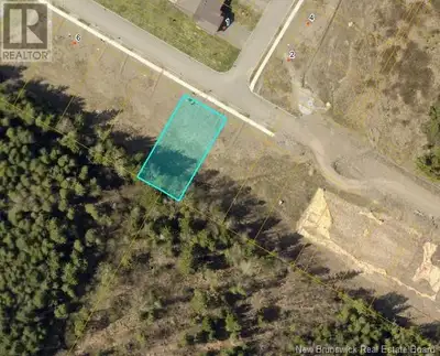Welcome to Elmwood Drive! This spacious building lot is located in a fantastic family-friendly neigh...