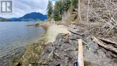 Rare opportunity to own 1/8th share of this 25.4 acre property at Headquarters Bay! Each owner has c...