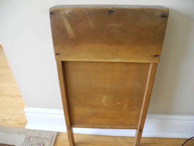 VINTAGE WASHBOARD WOOD & STEEL in Arts & Collectibles in City of Toronto - Image 6