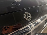 This Mercedes-Benz S-Class has a strong Intercooled Turbo Gas/Electric I-6 3.0 L/183 engine powering... (image 7)