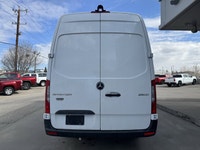 Shaw GMC Chevrolet Buick This Mercedes-Benz Sprinter Cargo Van boasts a Intercooled Turbo Diesel I-4... (image 3)