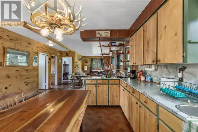 80 Chiblow Lake RD Iron Bridge, Ontario in Houses for Sale in Sault Ste. Marie - Image 16