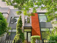 !!! DOWNTOWN HOUSE NEAR BELL CENTRE BUILT IN 2007 ON 2 FLOORS !!
