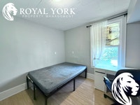 ** OPEN 24/7 - CALL: 437-561-9900 ** 5 Bedrooms, 2 Bathrooms, Near Parks, Public Transportation, Bus... (image 8)
