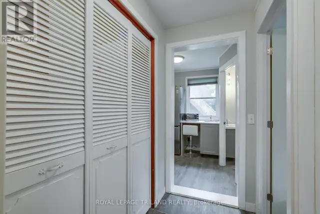 7575 BIDDULPH STREET Lambton Shores (Port Franks), Ontario in Houses for Sale in Grand Bend - Image 25
