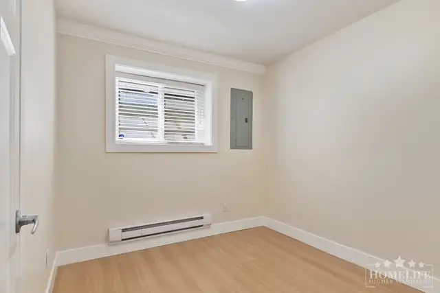 Bright & Spacious 2 Bedroom Basement Suite in Panorama Ridge in Long Term Rentals in Delta/Surrey/Langley - Image 8