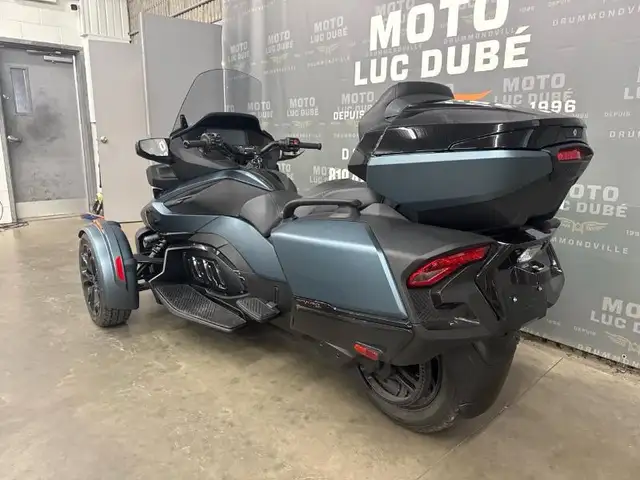 2025 Can-Am Spyder RT Limited in Sport Touring in Drummondville - Image 9