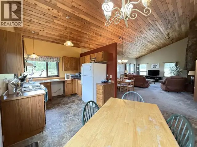 2644 SELKIRK ROAD Williams Lake, British Columbia in Houses for Sale in Williams Lake - Image 4