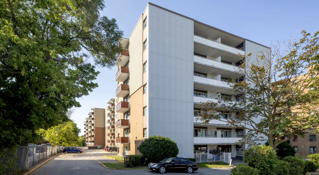 Ravine Park Apartments - Junior 1 Bedroom Apartment for Rent in Long Term Rentals in City of Toronto