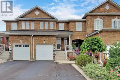 WELCOME To This BEAUTIFULLY Renovated (2021) 1,925sqft (1,297 + 628Bsmt) 3B 4B Townhome Located On A...