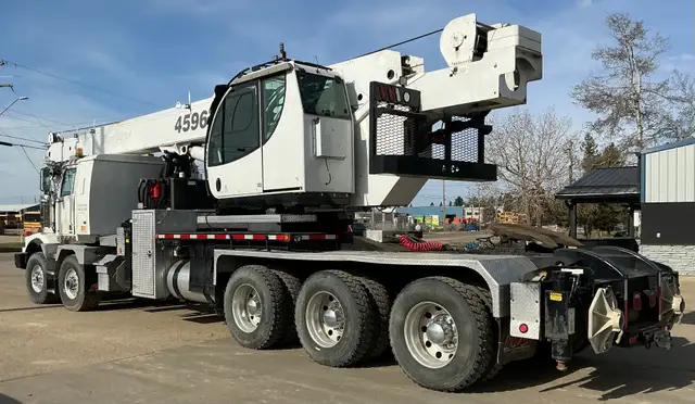 2013 Western star Manitex 45 Ton Sleeper Boom Truck in Heavy Equipment in St. Albert - Image 4