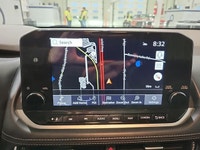 Odometer is 20627 kilometers below market average! 2023 Nissan Rogue Leather, Navigation, Bluetooth... (image 7)