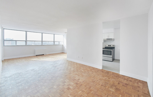 1 BD Fully Renovated Prime Etobicoke in Long Term Rentals in City of Toronto