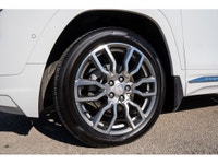 DENALI ALL WHEEL DRIVE - Power Panoranic Sunroof - Power Heated Front Leather Seats - Heated Steerin... (image 6)