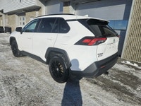 1 propriétaire. Nos véhicules sont inspectés. Financement 1ère, 2e et 3e chance aux meilleurs taux d... (image 2)