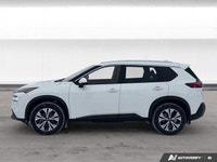 Experience comfort, efficiency, and everyday versatility with the *2021 Nissan Rogue SV*, featuring... (image 2)