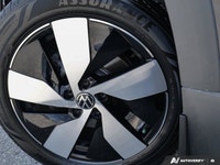 * APPLE CARPLAY * ANDROID AUTO * 4MOTION ALL WHEEL DRIVE (AWD) * 18 ALLOYS RIMS * HEATED FRONT SEATS... (image 8)