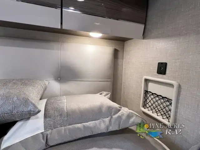 2024 Thor Motor Coach Delano Sprinter 24FB Diesel in RVs & Motorhomes in Moncton - Image 40