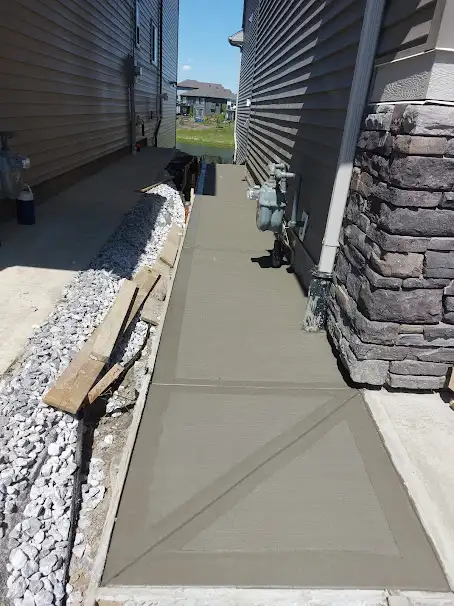 Concrete & Landscaping Services63005665144321123