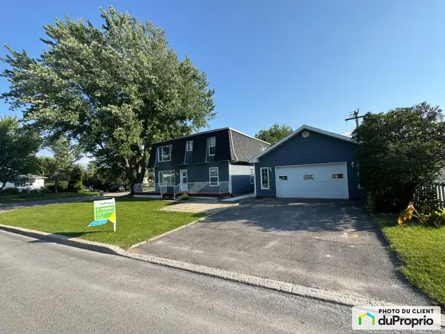 $549,900 - Duplex for sale in Chicoutimi (Chicoutimi-Nord) in Houses for Sale in Saguenay - Image 3