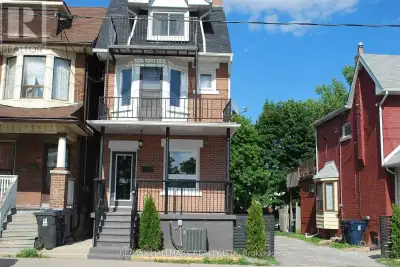 MAIN FLOOR/APT #1 - 155 GREENWOOD AVENUE Toronto (Greenwood-Coxw