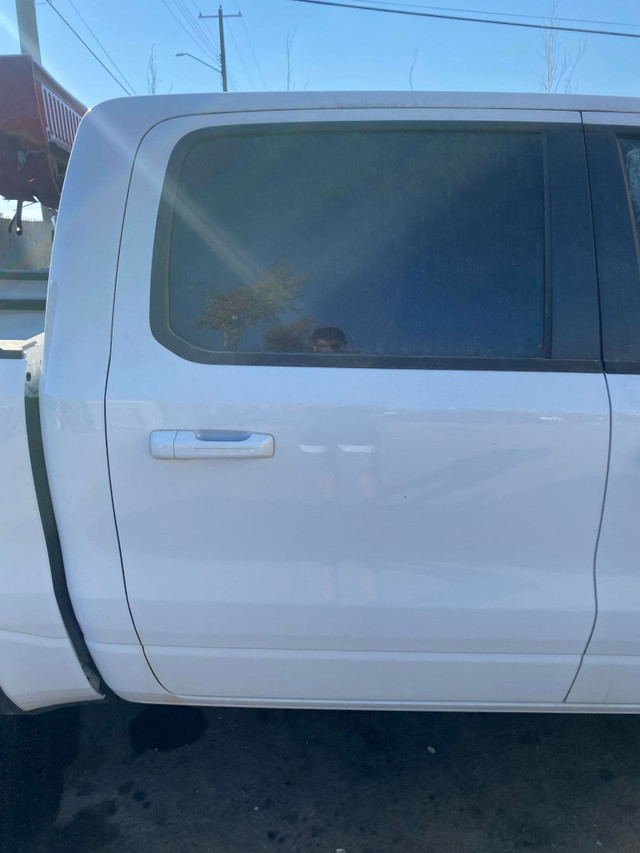 2020 RAM REBEL FOR PARTS ONLY 1500 in Auto Body Parts in Calgary - Image 2