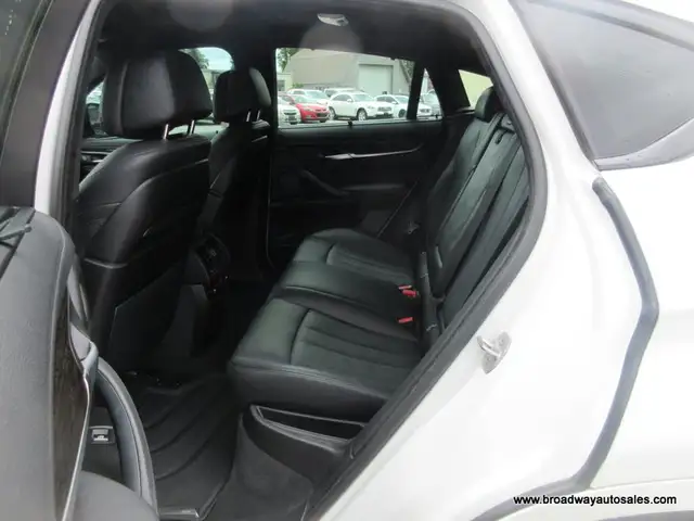 2016 BMW X6 LOADED ALL-WHEEL-DRIVE 5 PASSENGER 3.0L - V6.. NAVIG in Cars & Trucks in Markham / York Region - Image 14