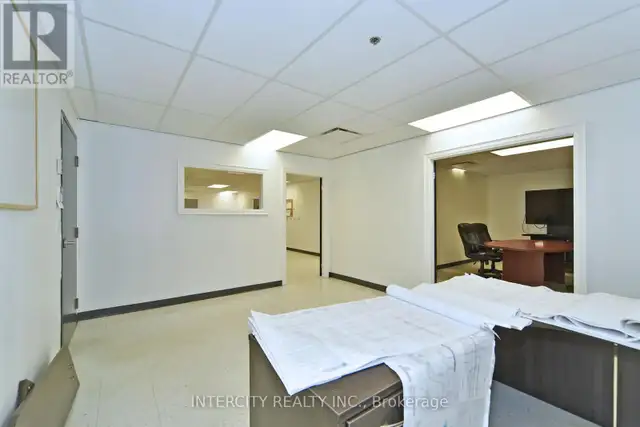 BSMT - 6 RONROSE DRIVE Vaughan (Concord), Ontario in Commercial & Office Space for Rent in Markham / York Region - Image 30