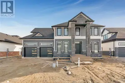 WELCOME TO 1933 VILLA CANAL, BEAUTIFUL NEW KINGSVILLE HOME IN SOUGHT AFTER NEIGHBOURHOOD FEATURING 4...