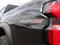 2026 Chevrolet Colorado ... Engine: Turbocharged Gas I4 2.7L/ L/100Km City: 14.8 L/100Km Hwy: 15.1 S... (image 9)
