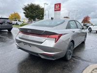 Navigate with confidence and comfort in the 2023 Hyundai Elantra Preferred. This stunning Fluid Meta... (image 4)