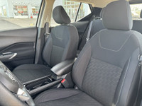 2022 NISSAN KICKS SV - FRONT WHEEL DRIVE - ONE OWNER - NO ACCIDENTS FEATURES INCLUDE - - Cloth Inter... (image 9)