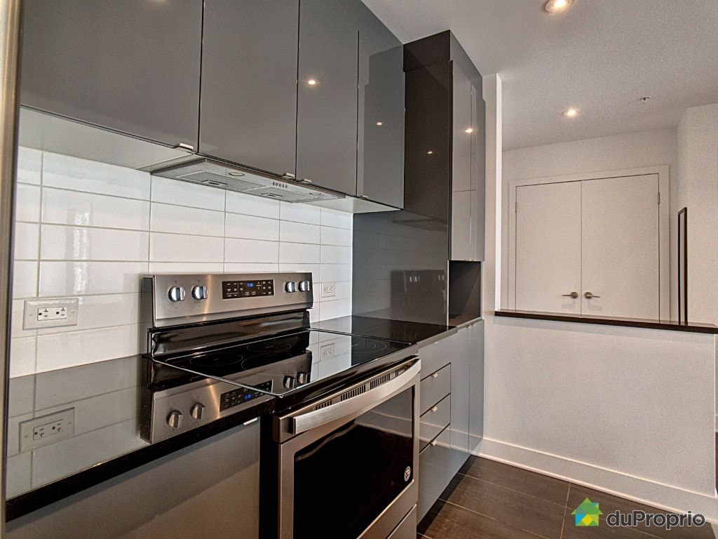 $849,000 - Condominium in Côte-des-Neiges / Notre-Dame-de-Grâce — photo 1