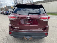 Vehicle Highlights: - Accident free - Single owner - Well serviced Another beautiful Toyota Highland... (image 5)